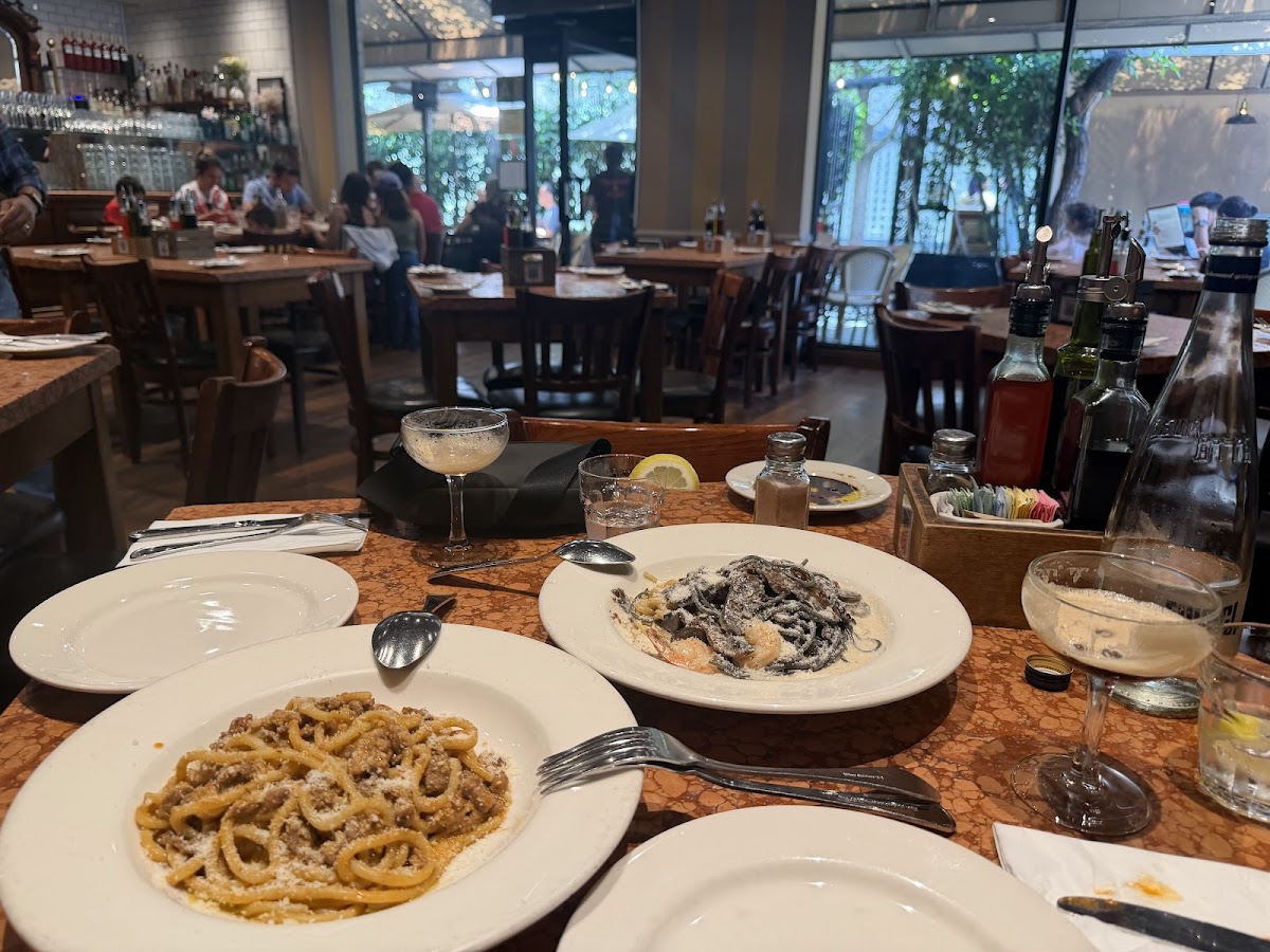 Maccheroni Republic — Restaurant